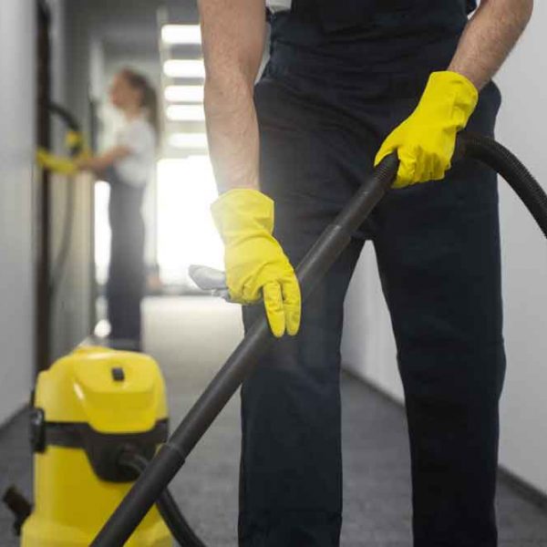 Warum regelmabige Gebaudereinigung sich auszahlt 600x600